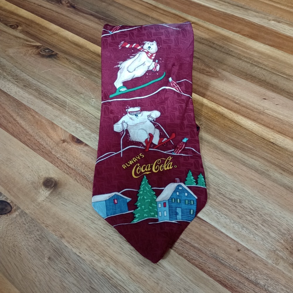 Coca Cola Tie Necktie Polar Bears Skiing Christmas Holiday 100% Silk Vintage USA